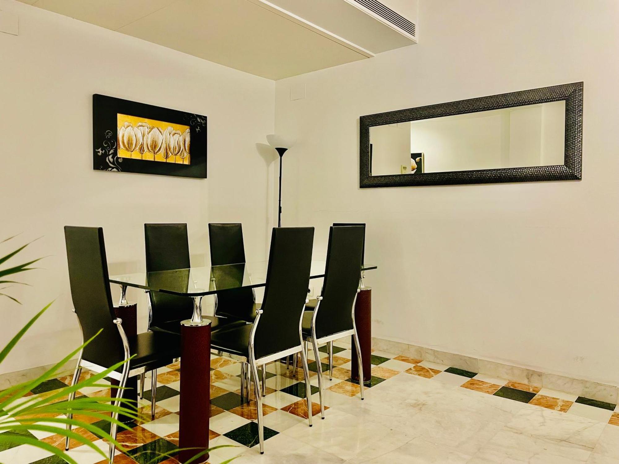 Entrecatedrales Suite Севилья Экстерьер фото